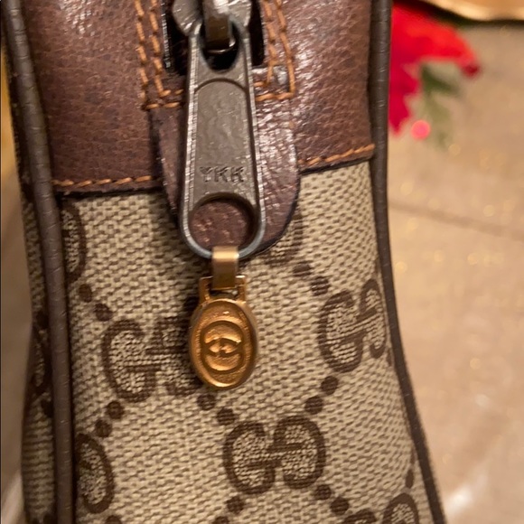 Authentic vintage Gucci pouch - Picture 5 of 10
